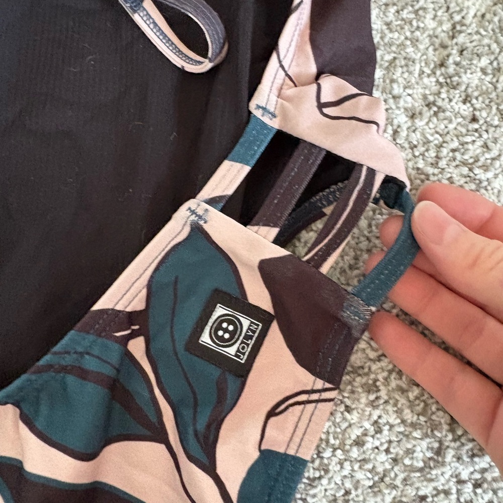 Jolyn “Gavin 2” floral onesie with side slits - Picture 2 of 3